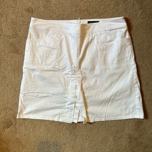 Tribal White 19 Inch Skort NWOT